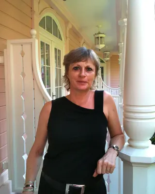 Ariane, 59 ans, rencontre sexe à Vinezac