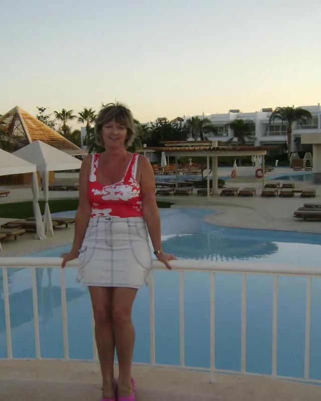 Delphine, 43 ans, rencontre sexe à Saint-Pol-sur-Ternoise