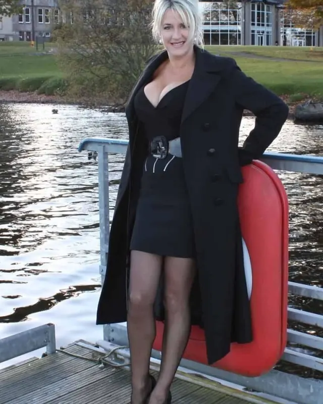 Dorothée, 60 ans, rencontre sexe à Yzernay