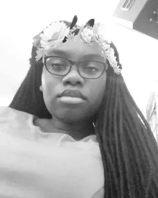 Esther, 27 ans, rencontre sexe à Coux