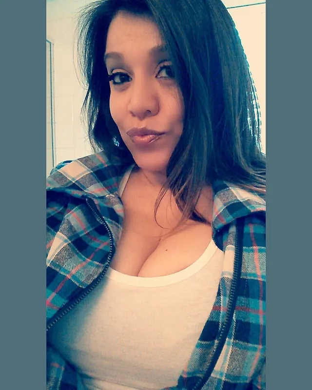 Hortense, 27 ans, rencontre sexe à Rouans