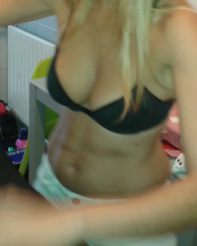Lorie, 31 ans, rencontre sexe à Rochegude